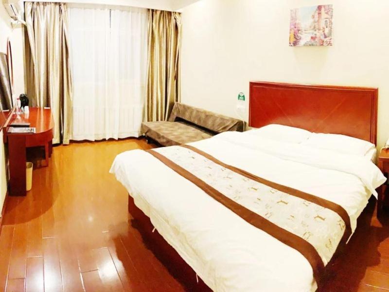 Greentree Inn Beihang Commercial Street Express Hotel Shenyang Dış mekan fotoğraf