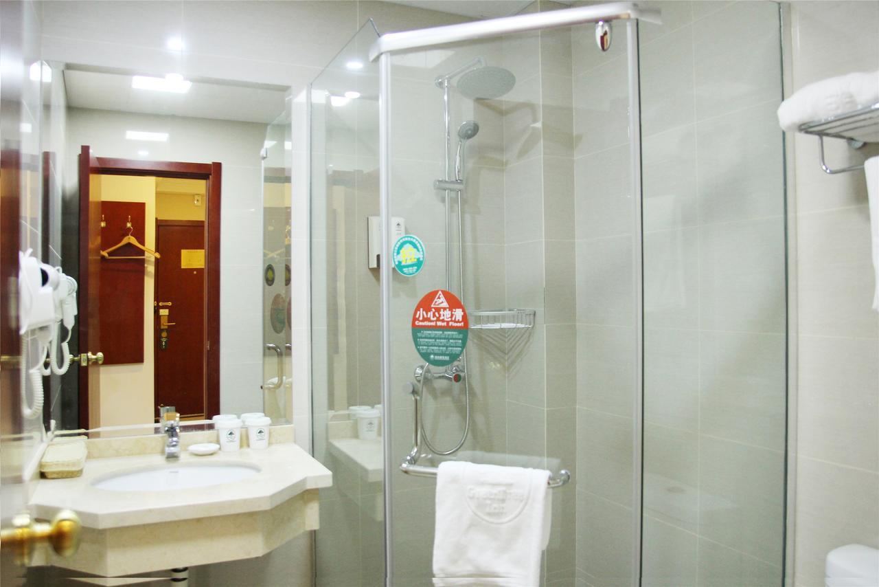 Greentree Inn Beihang Commercial Street Express Hotel Shenyang Dış mekan fotoğraf