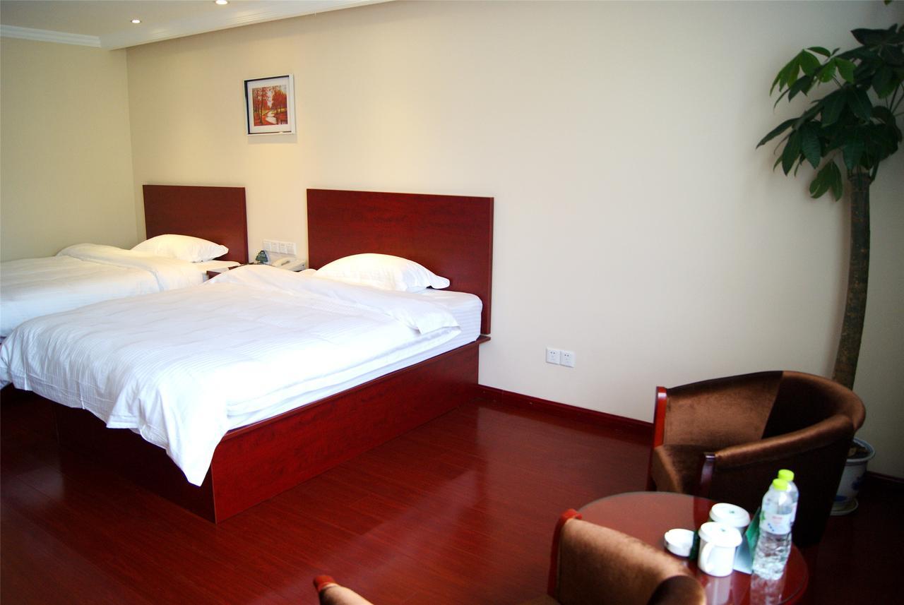Greentree Inn Beihang Commercial Street Express Hotel Shenyang Dış mekan fotoğraf