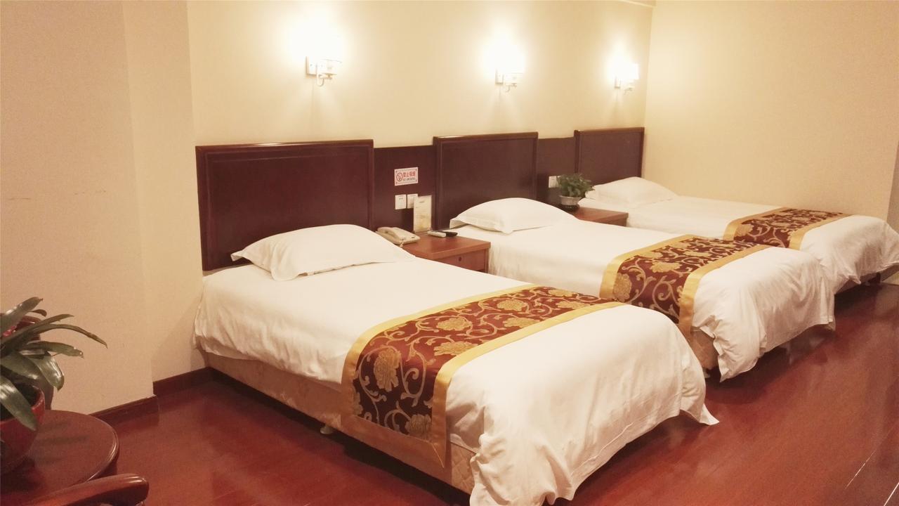 Greentree Inn Beihang Commercial Street Express Hotel Shenyang Dış mekan fotoğraf