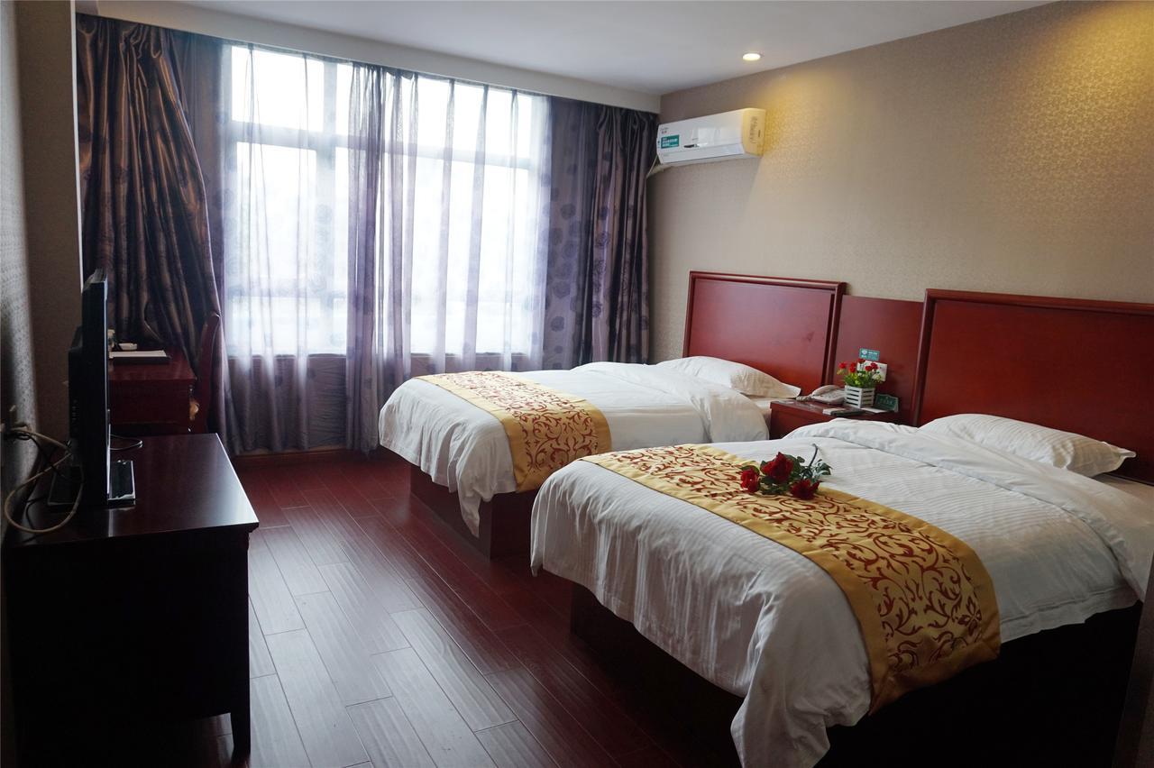 Greentree Inn Beihang Commercial Street Express Hotel Shenyang Dış mekan fotoğraf